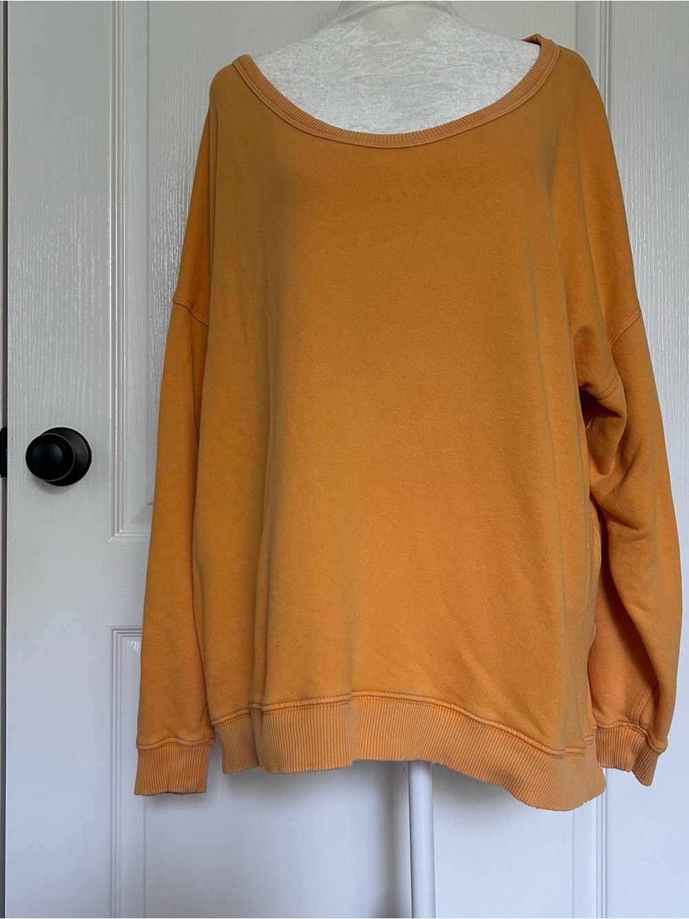aerie Summer Daze Oversized Crewneck Sweatshirt in Mustard Yellow Marigold Small - Picture 2 of 10